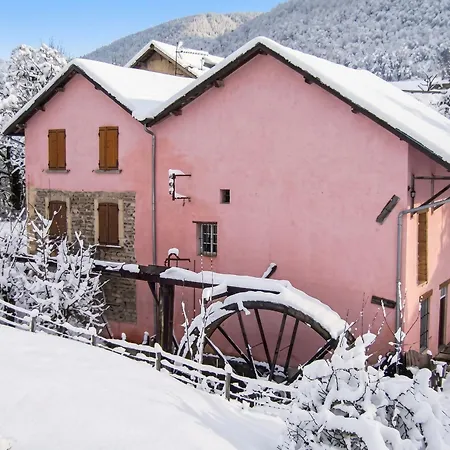 Maison Charmante A Avec Jardin Cloture Chirens